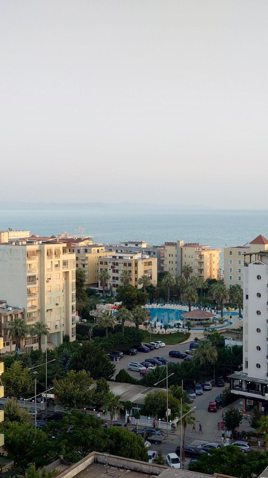 Giardino Alto Apartment Durres Bagian luar foto